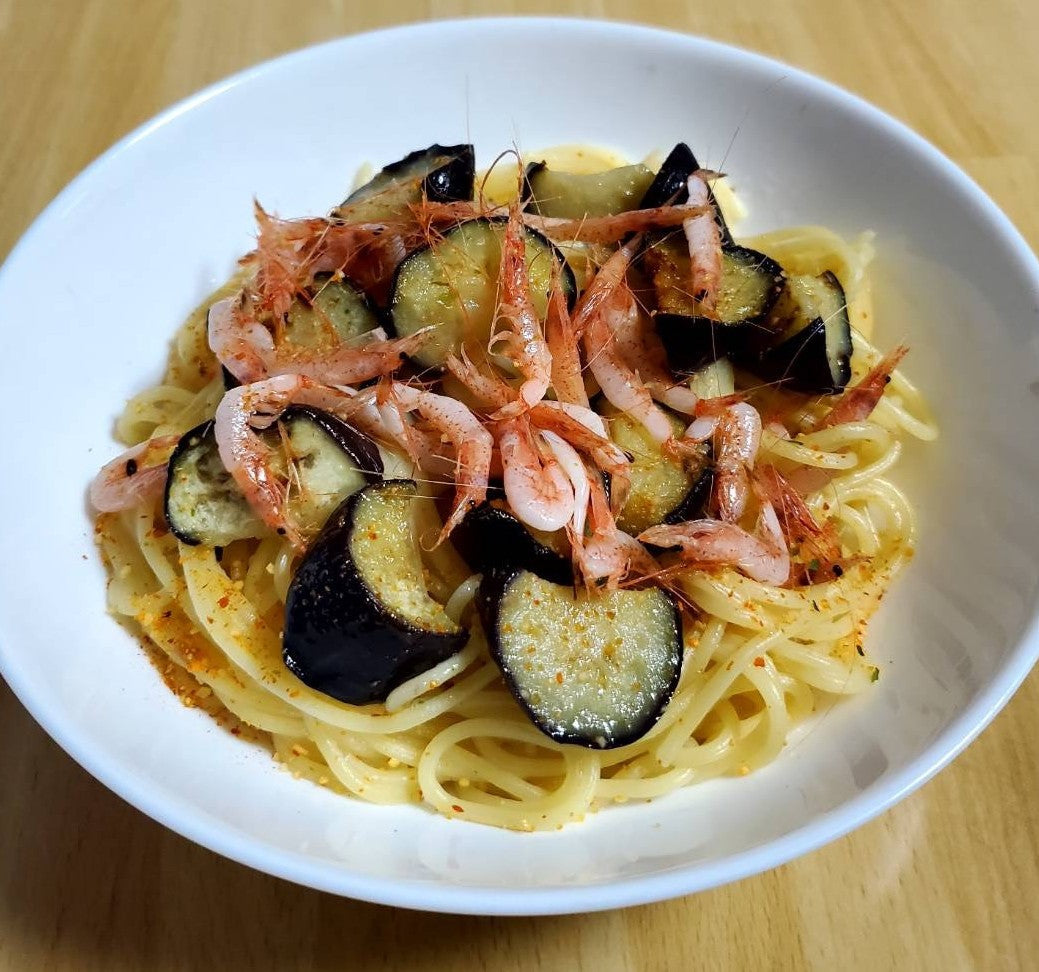 【レシピ】ナスと桜えびのにんにく七味パスタ